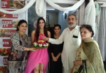 Samaira Sandhu visits Gauri Foods Take Away Food Outlet Samaira sandhu visits Gauri Foods