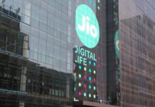 Jio partners with AeroMobile for in-flight mobile connectivity Jio partners with AeroMobile