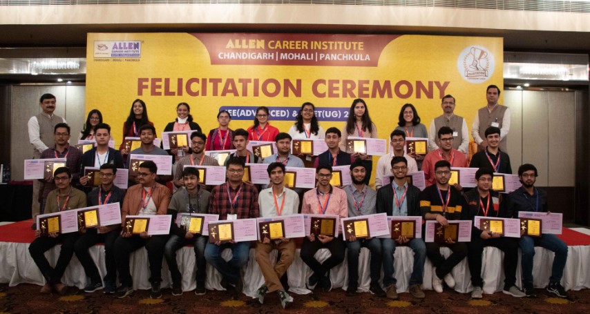 Meritorious students awarded with cash prizes