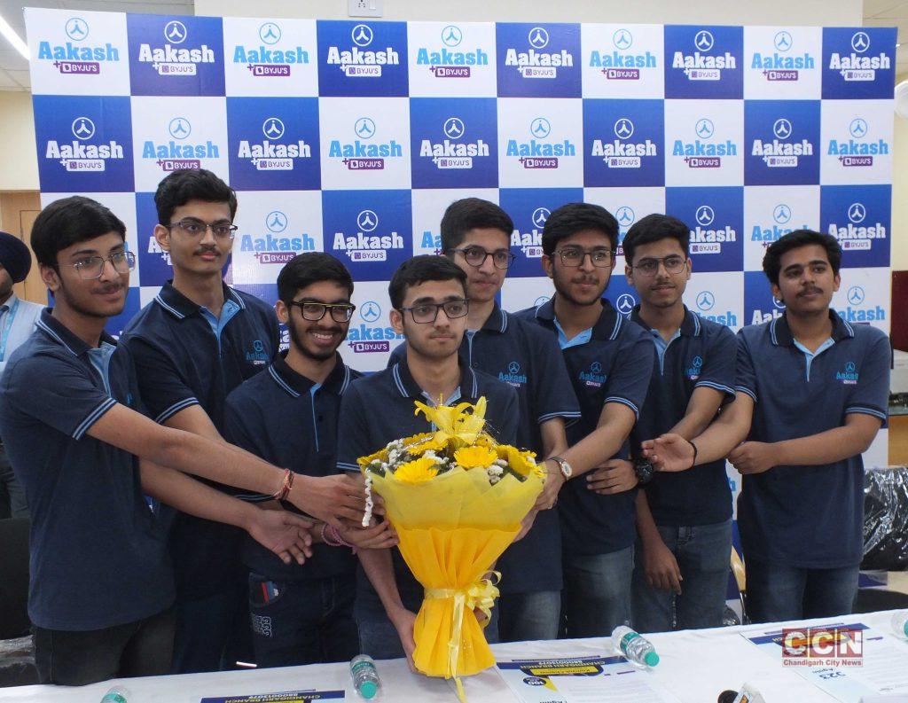Aakash BYJU’S Kamyak Channa from Chandigarh Tops City - Chandigarh City ...