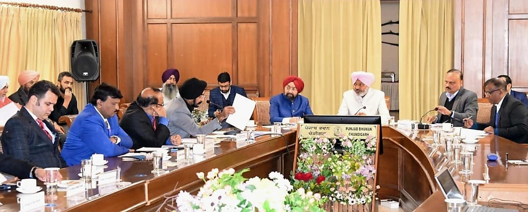 FM Harpal Cheema and MP Vikram Sahney reviews Schemes for Self-Employment