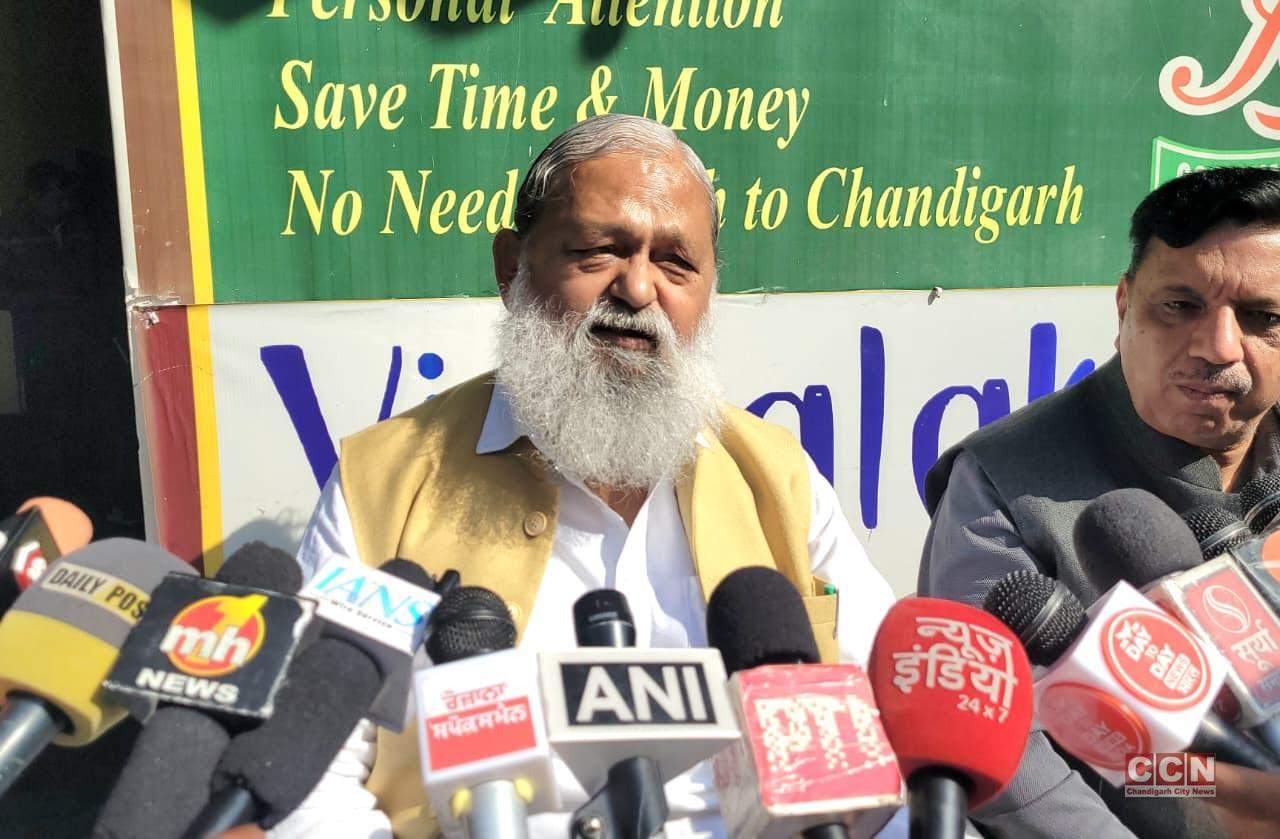 Anil Vij’s jibe at Surjewala: “He only knows politics, not public welfare