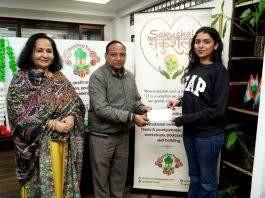 Teen Sets Inspiring Example of Social Responsibility Teen Sets Inspiring Example of Social Responsibility