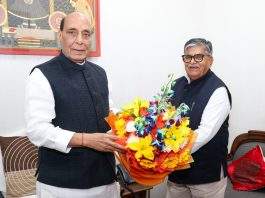 Governor of Punjab & Administrator of UT Chandigarh Meets Union Defence Minister Governor of Punjab & Administrator of UT Chandigarh Meets Union Defence Minister